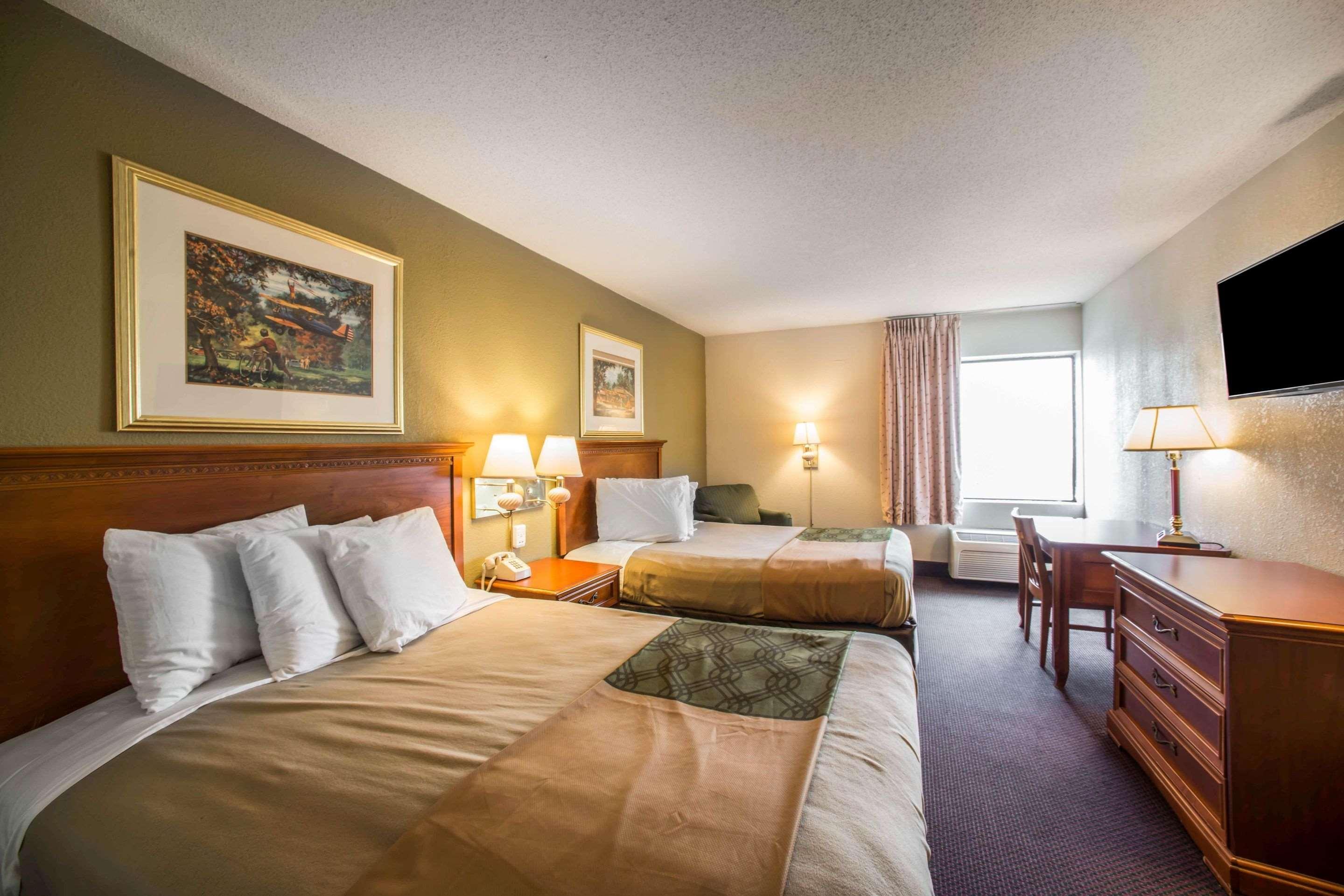 Econo Lodge Marion Esterno foto