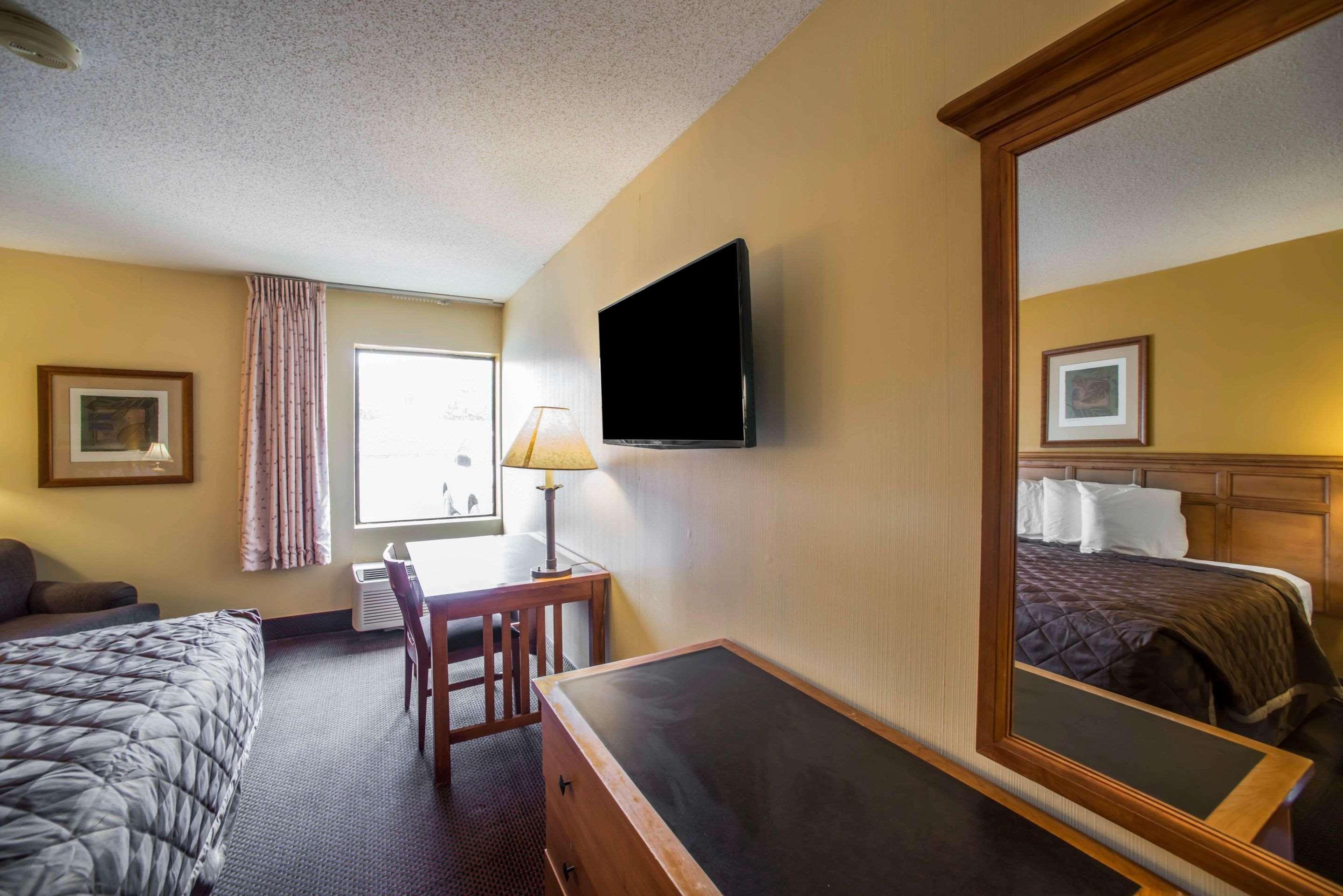 Econo Lodge Marion Esterno foto