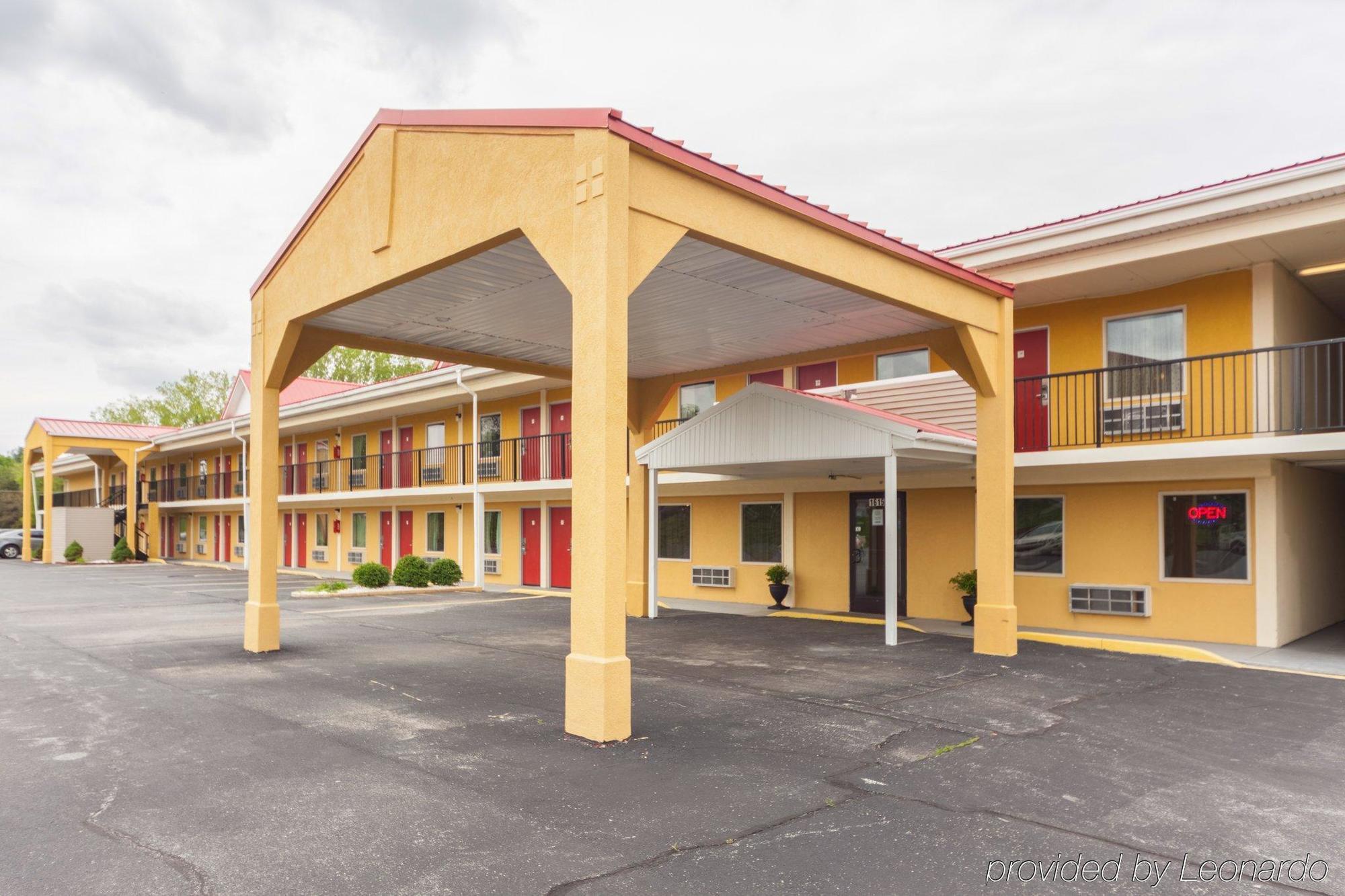 Econo Lodge Marion Esterno foto
