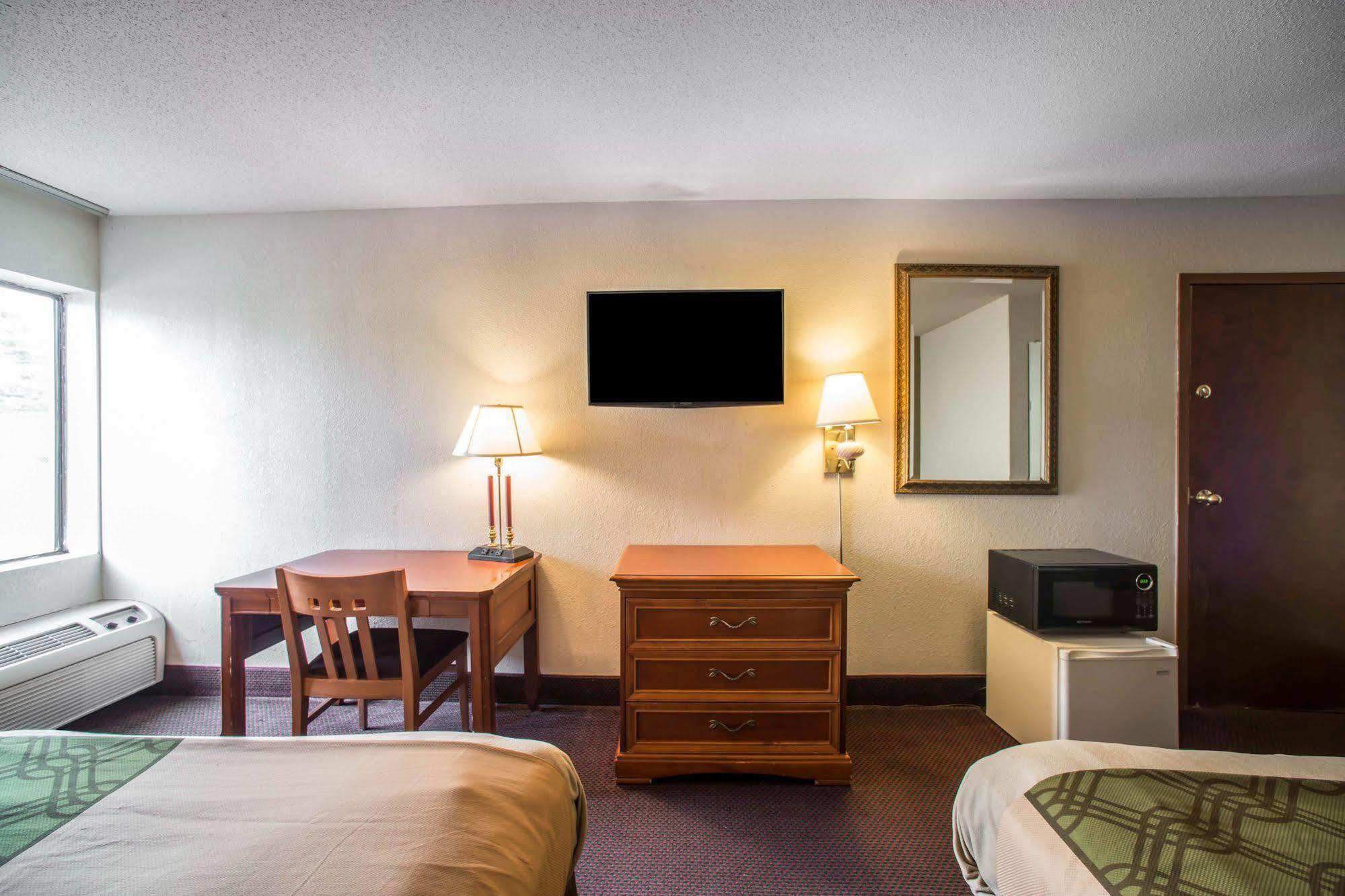 Econo Lodge Marion Esterno foto